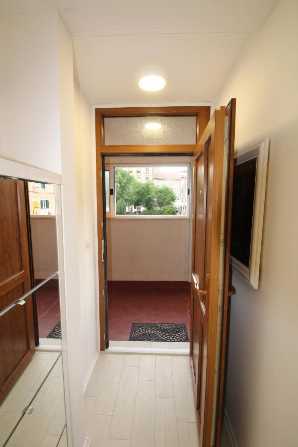 שיבניק Apartment Pia מראה חיצוני תמונה