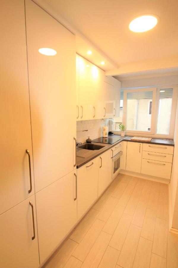 שיבניק Apartment Pia מראה חיצוני תמונה